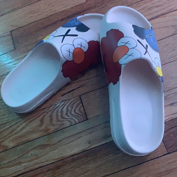 Men slides - Picture 3 of 3